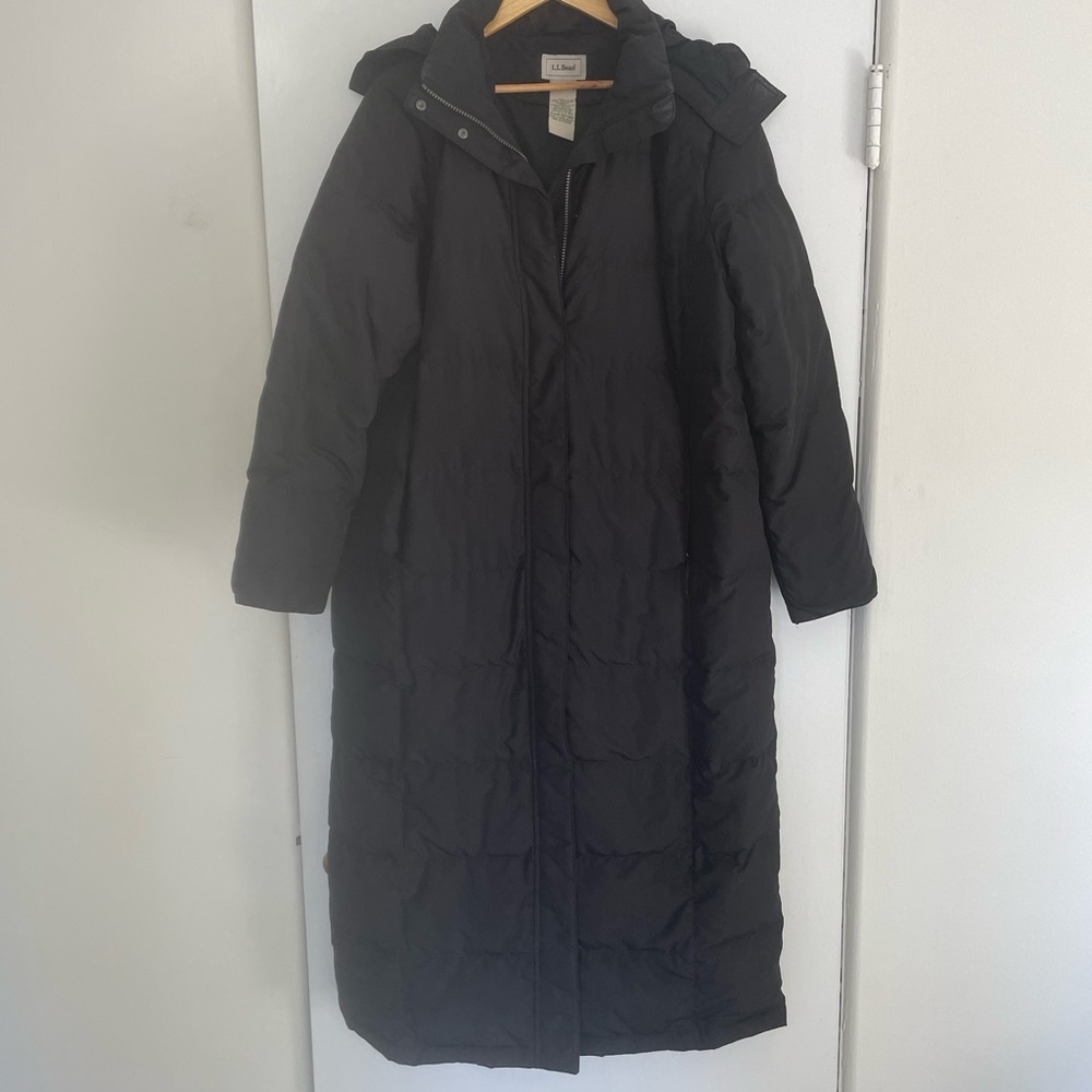 L.L. Bean Black Ultrawarm DownTek Jacket Large